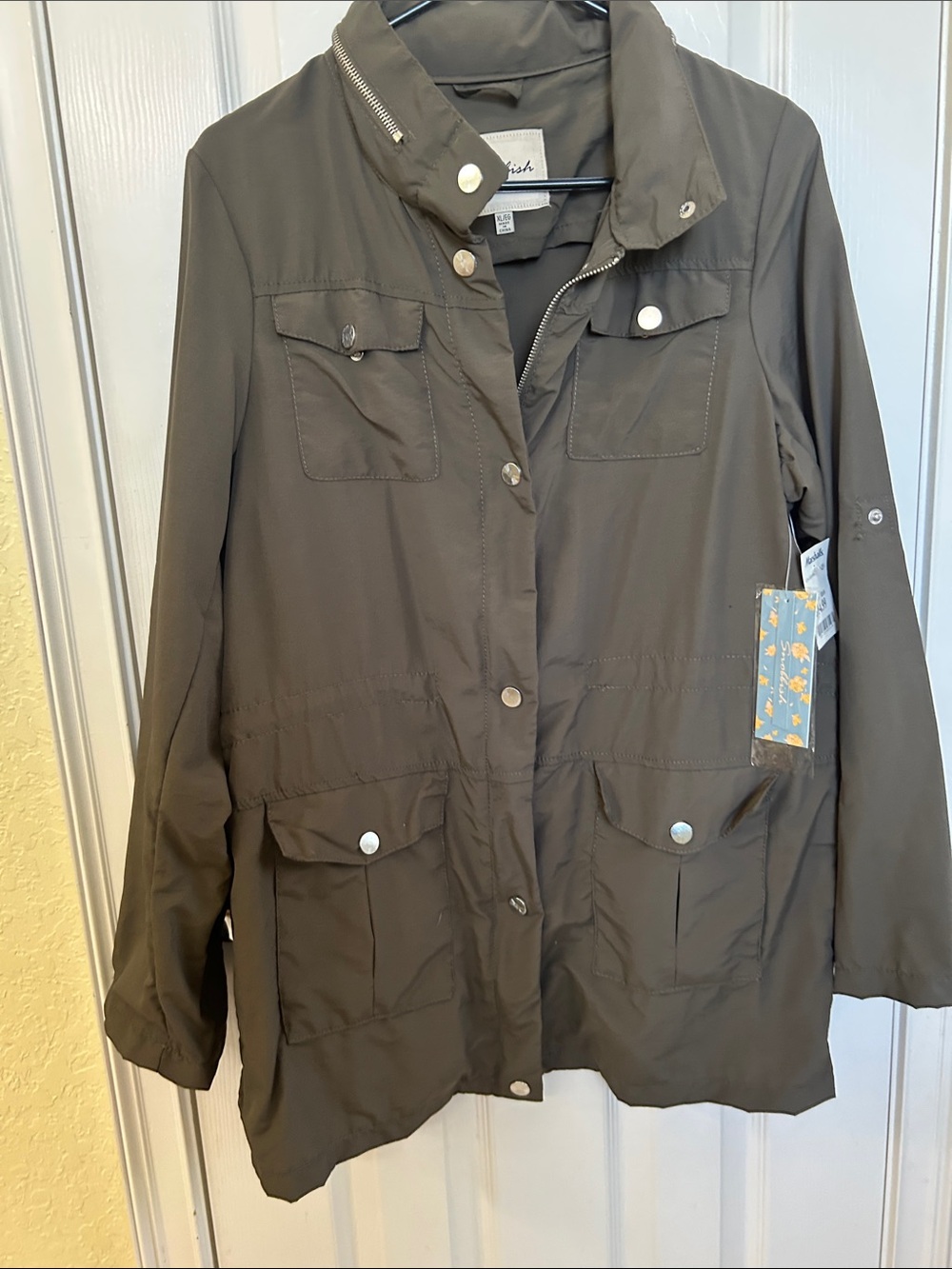 Lightweight Olive Utility Jacket with Snap Pockets